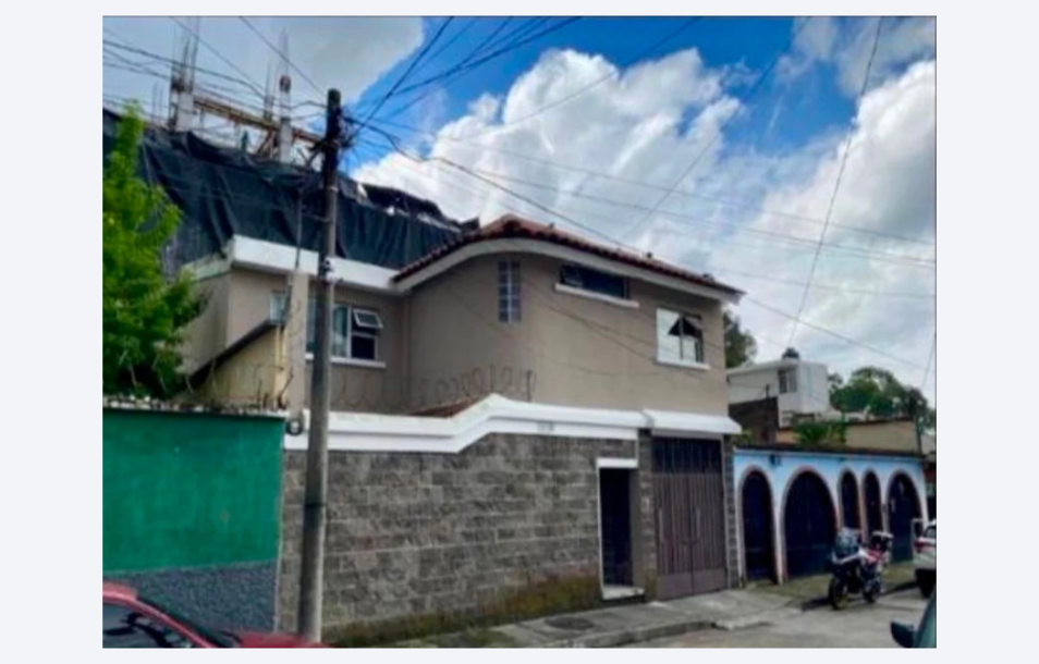 CASA EN VENTA ZONA 11-1